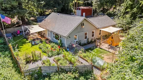 4229 Robinson Rd NE, Bremerton, WA 98310