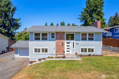 1320 Bradley St, Bremerton, WA 98310