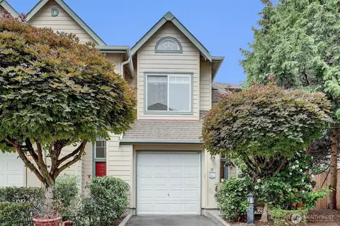 821 Sunset Blvd NE #D3, Renton, WA 98056