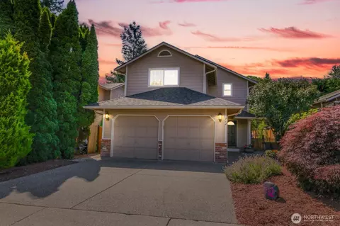 912 Harrison Ave, Snohomish, WA 98290