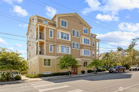 1215 Lawrence St #001, Port Townsend, WA 98368