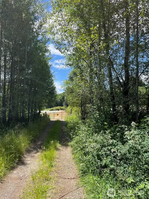 0 Cougar Smith Rd, Montesano, WA 98563
