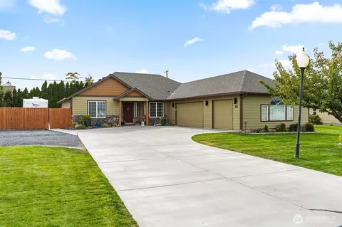 9389 Baseline1 Rd NE, Moses Lake, WA 98837