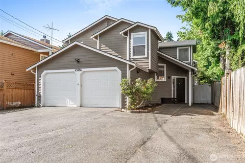 11529 12th Ave NE #A, Seattle, WA 98125