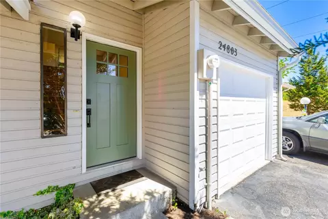 24803 144th Pl SE, Kent, WA 98042