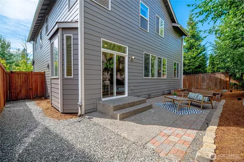 Exterior - 22819 41st Ave SE, Bothell, WA 98021 photo 4 of 5