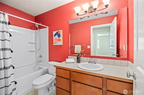 Bath - 22819 41st Ave SE, Bothell, WA 98021 photo 4 of 4