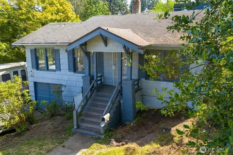 4922 50th Ave S, Seattle, WA 98118