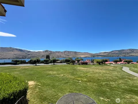 100 Lake Chelan Shores Dr #16-4 P, Chelan, WA 98816