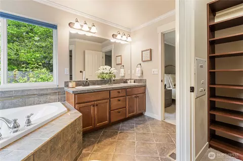 Bath - 22811 36th Dr SE, Bothell, WA 98021 photo 4 of 6
