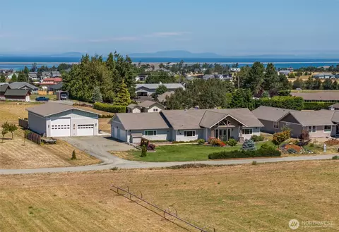94 Tulip Ln, Sequim, WA 98382