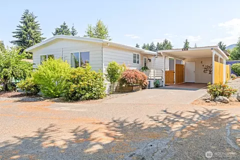 921 S 3rd St #33, Sequim, WA 98382