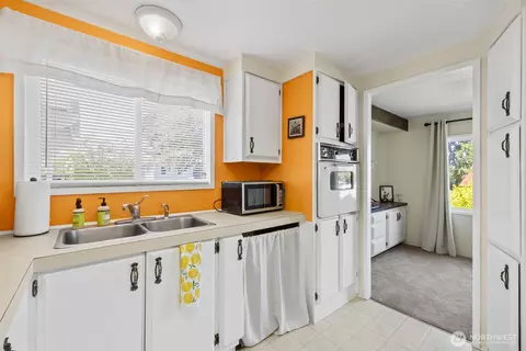 921 S 3rd St #33, Sequim, WA 98382 photo 4