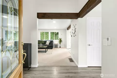 Entry Way - 211 200th Pl SE, Bothell, WA 98012 photo 1 of 2