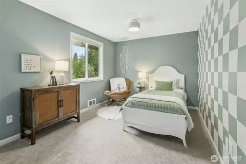Bedroom - 211 200th Pl SE, Bothell, WA 98012 photo 2 of 5