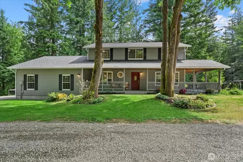 39020 302nd Ave SE, Enumclaw, WA 98022