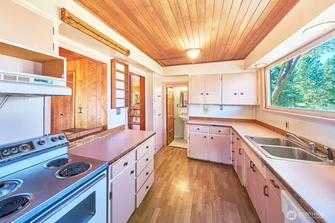 4109 K Pl, Seaview, WA 98644 photo 10