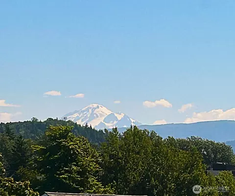 4240 Wintergreen Ln #131, Bellingham, WA 98226