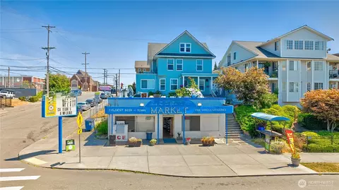2601 Rucker Ave, Everett, WA 98201