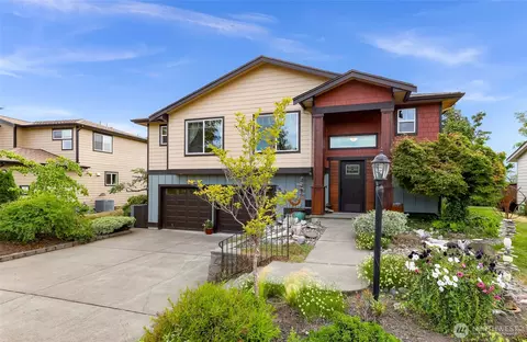 7965 W Golf Course Dr, Birch Bay, WA 98230