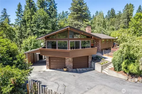 2327 Lynnwood Dr, Longview, WA 98632