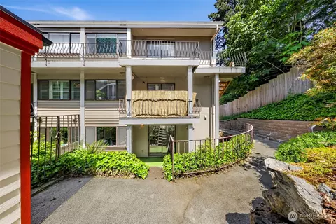 1338 Orleans St, Bellingham, WA 98229
