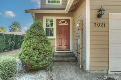 2021 Bush Ave NW, Olympia, WA 98502