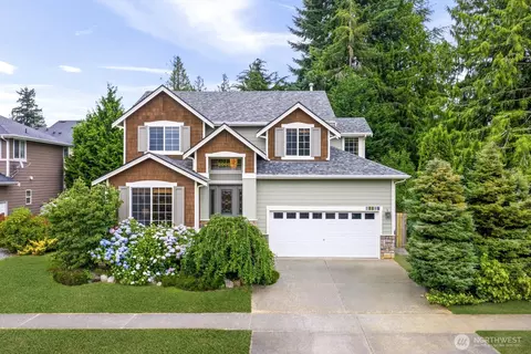 20027 10th Ave W, Lynnwood, WA 98036