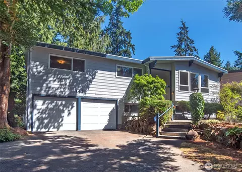 142 NE 159th St, Shoreline, WA 98155