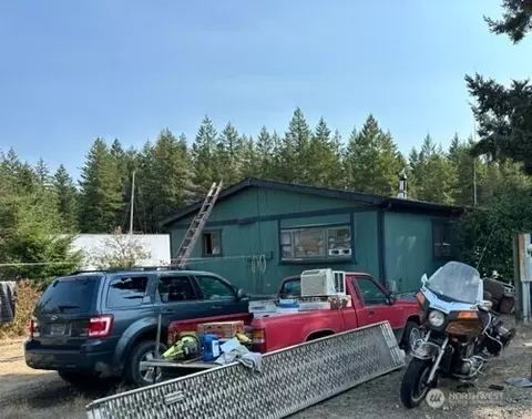 70 E Little Bear Ln, Shelton, WA 98584
