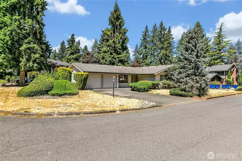 1803 150th Ave SE, Bellevue, WA 98007
