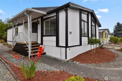 2725 E Fir St #84, Mount Vernon, WA 98273