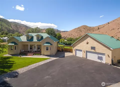 4902 Keystone Pl, Entiat, WA 98822