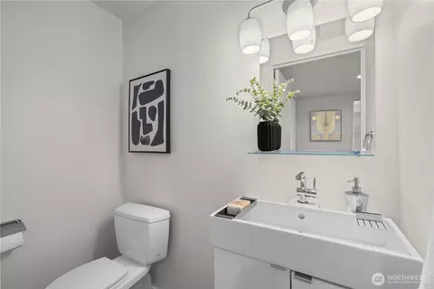 3701 E Jefferson St, Seattle, WA 98122 photo 32