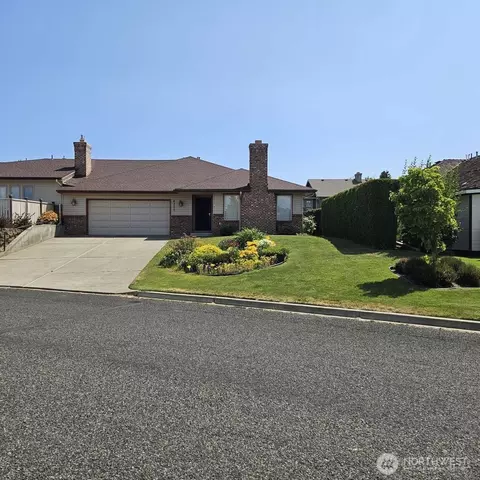 4300 Garden Park Way, Yakima, WA 98908
