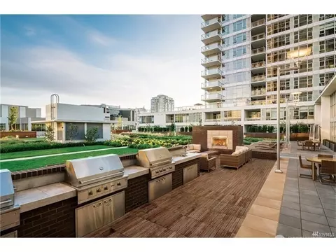 588 Bell St #1502S, Seattle, WA 98121