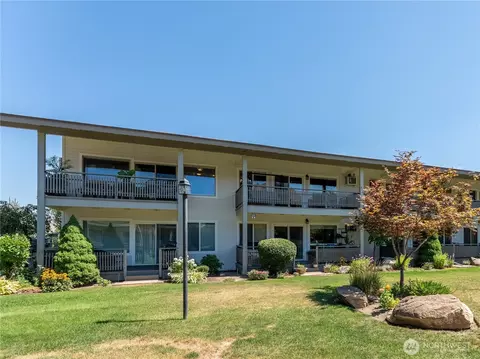 10 S Cove Ave #14, Wenatchee, WA 98801