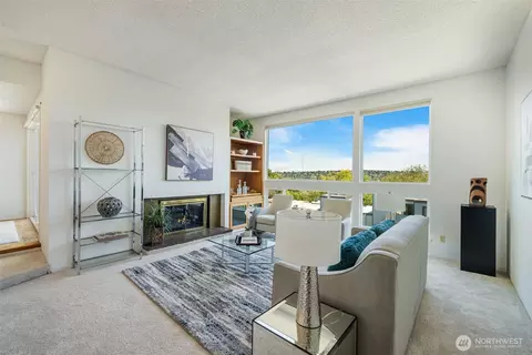 3700 26th Pl W #402, Seattle, WA 98199