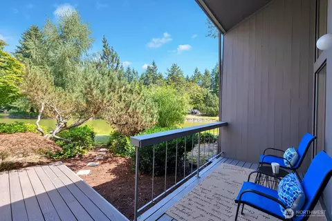 13896 NE 66th St #586, Redmond, WA 98052