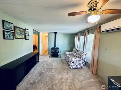 1106 Mountian Villa Loop, Enumclaw, WA 98022 photo 7