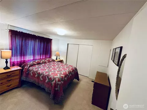 1106 Mountian Villa Loop, Enumclaw, WA 98022 photo 8