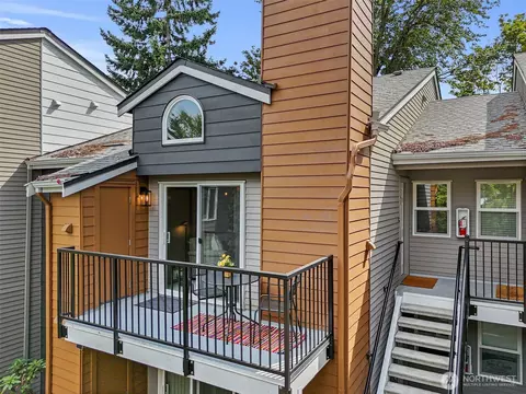 2609 S 272nd St #36, Kent, WA 98032