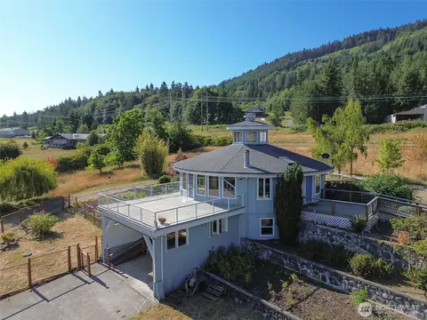 63 Hummingbird Ln, Sequim, WA 98382 photo 3