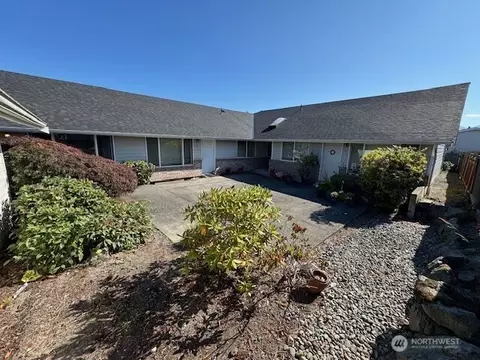 110 S 20th St, Mount Vernon, WA 98273