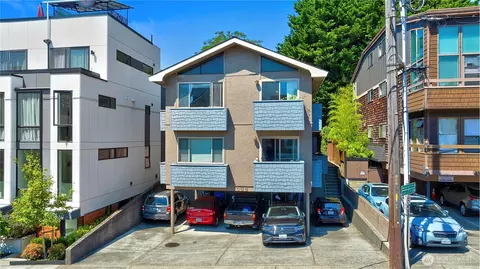 508 NE 71st St, Seattle, WA 98115
