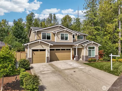 1075 Adams Ct, Mount Vernon, WA 98274