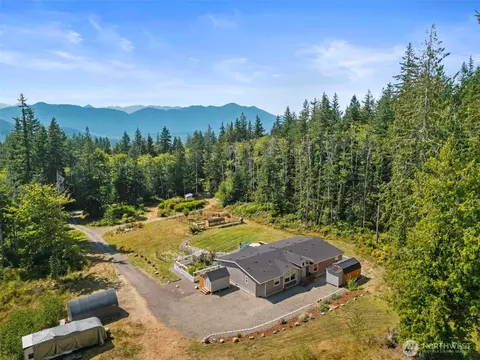 301 Song Dog Holw, Quilcene, WA 98376