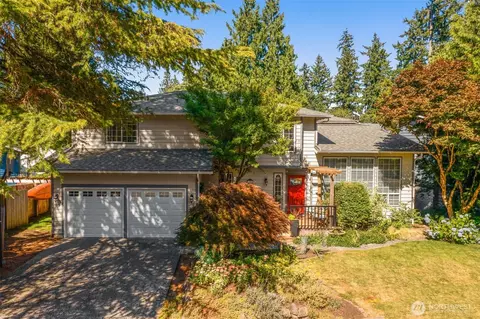18708 SE 43rd St, Issaquah, WA 98027