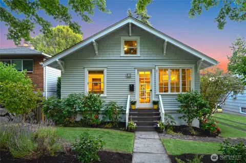 611 NW 53rd St, Seattle, WA 98107