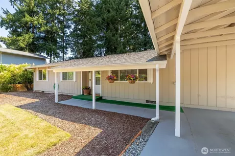 10719 115th Ave SW, Tacoma, WA 98498